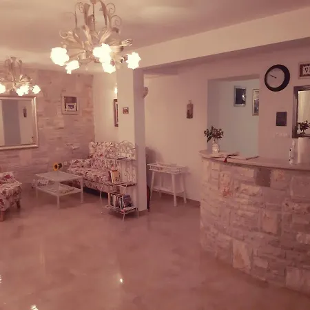 Claudia Pensjonat 3*